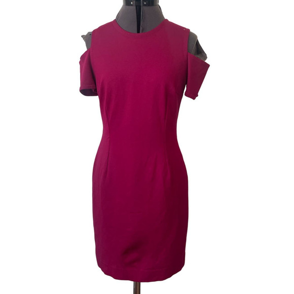 Trina Turk Judith Bodycon Cold Shoulder Dress in Loganberry Fuchsia • Size S 🗣 - Picture 2 of 4